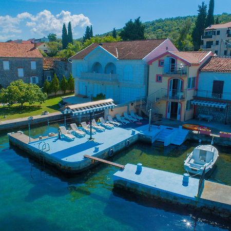 Porto Del Sole Apartments Tivat Exterior foto